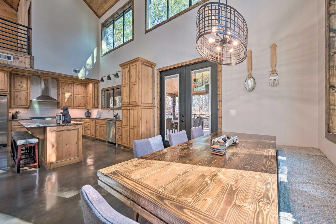 Broken Bow Lazy Dog Lodge With Hot Tub, Pool Table Exterior foto