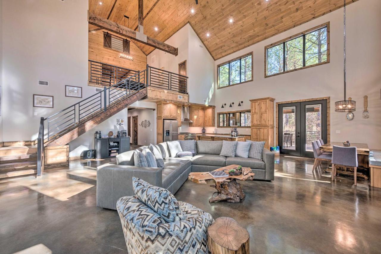 Broken Bow Lazy Dog Lodge With Hot Tub, Pool Table Exterior foto