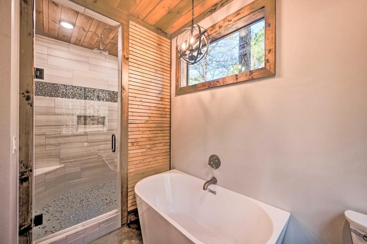 Broken Bow Lazy Dog Lodge With Hot Tub, Pool Table Exterior foto